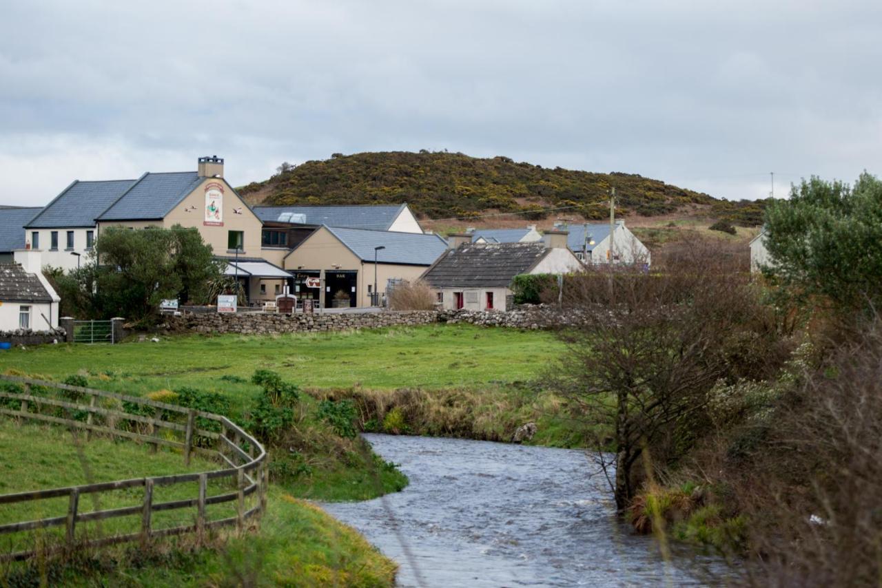 Sheedy'S Doolin Bed & Breakfast ภายนอก รูปภาพ